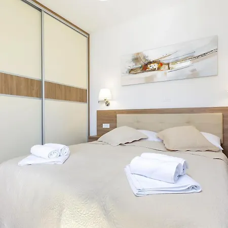 فيلة Toja مالينسكا