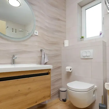 Toja مالينسكا