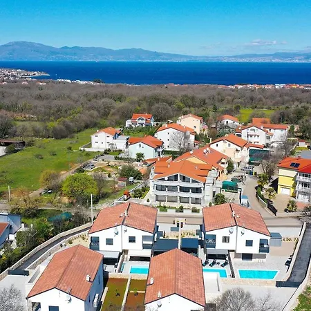 Villa Toja *